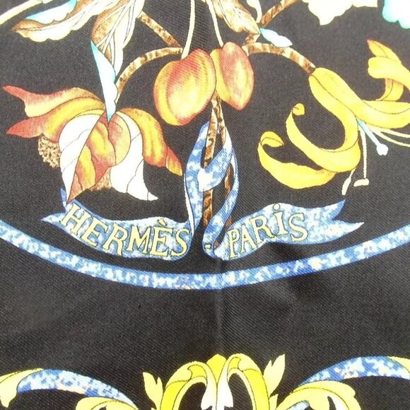 534181AL (S2) Hermes Scarf Carre 90 Pierres d' Orient et d' Occident Multicolor - Picture 8 of 10